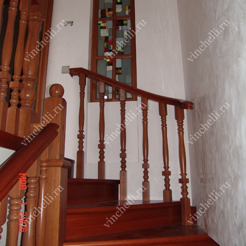 фотография Лестница c поворотом на 180° sv4v в интерьере