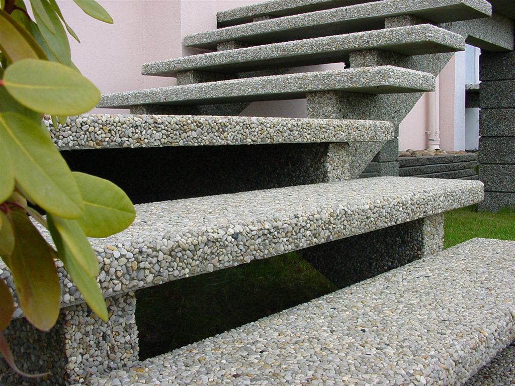 Ремонт наружных бетонных и железобетонных лестниц